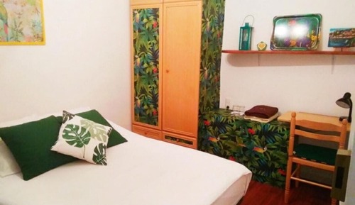 Classic-Dreibettzimmer, Mehrere Betten, Blick auf den Innenhof