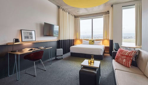 Standardzimmer, 1 King-Bett (ATURA City View Corner King)