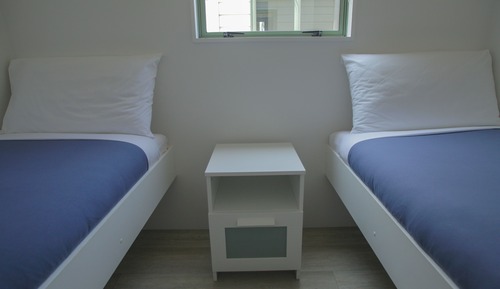 Standard-Ferienhütte, Strandnähe