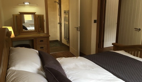 Apartment, eigenes Bad (Hawthorn Lodge)