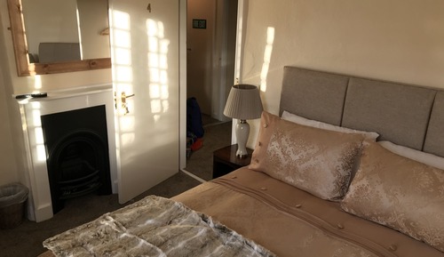 Standard-Doppelzimmer