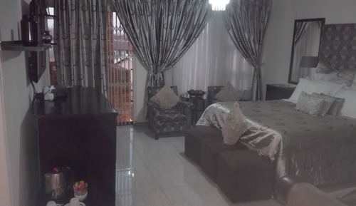 Executive-Suite, 1 Queen-Bett, Whirlpool, Gartenblick