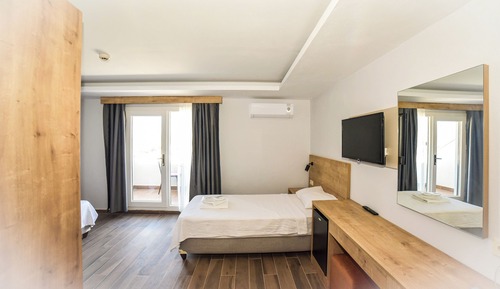 Deluxe-Dreibettzimmer