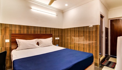 Standard-Doppel- oder -Zweibettzimmer