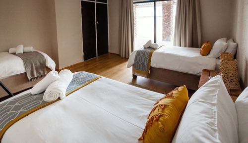 Zimmer, Gemeinschaftsbad (4)