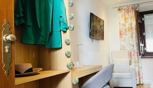 Doppelzimmer (Main Floor)