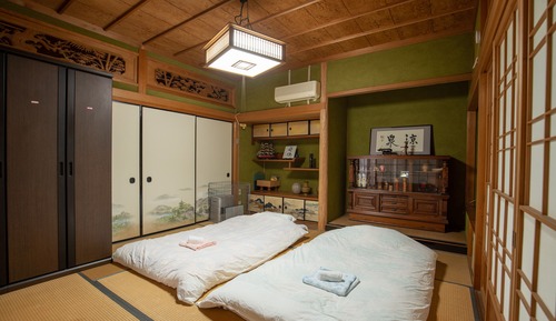 Traditional-Zimmer (Japanese Style, Family, PrivateToilet)