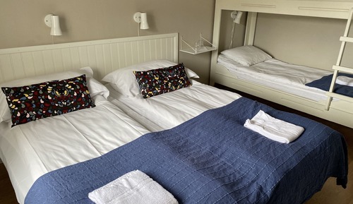 Doppelzimmer (with extra beds)