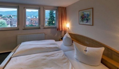 Dreibettzimmer