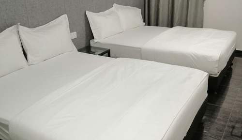 Familien-Vierbettzimmer