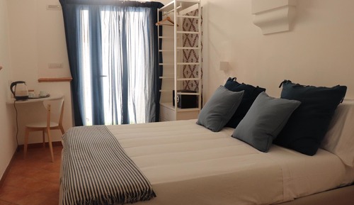 Standard-Doppel- oder -Zweibettzimmer