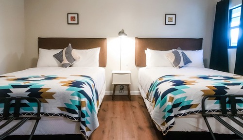 Doppelzimmer, 2 Queen-Betten