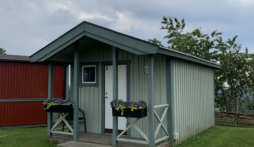 Basic-Ferienhütte