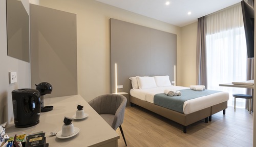 Deluxe-Doppel- oder -Zweibettzimmer