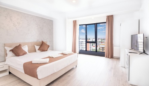 Superior-Penthouse, 2 Schlafzimmer, Terrasse, eingeschränkter Meerblick