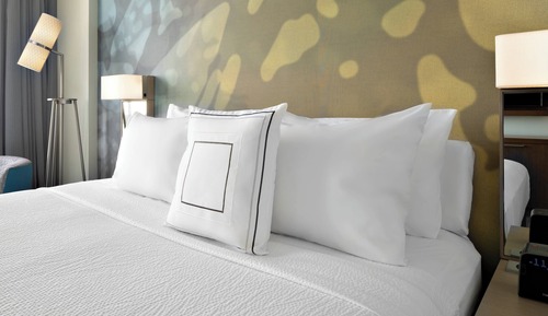 Zimmer, 1 King-Bett und Schlafsofa