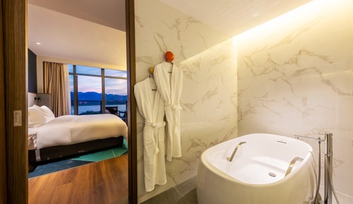 Suite, 1 King-Bett