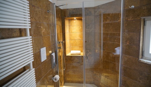 Deluxe-Doppelzimmer, 1 Queen-Bett, Badewanne