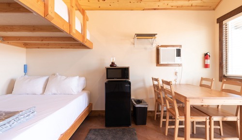 Premium Bunkhouse, Shared Bathroom
