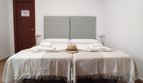 Zweibettzimmer
