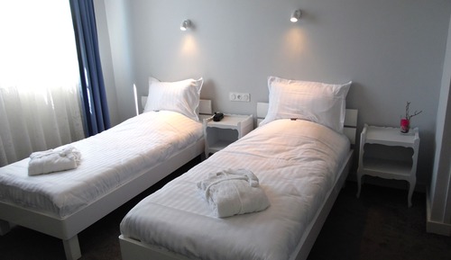 Standard-Zweibettzimmer