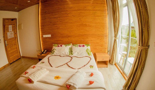 Deluxe-Doppel- oder -Zweibettzimmer