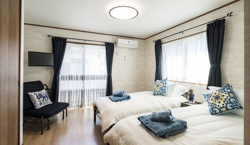 Basic-Vierbettzimmer, 2 Schlafzimmer, eigenes Bad