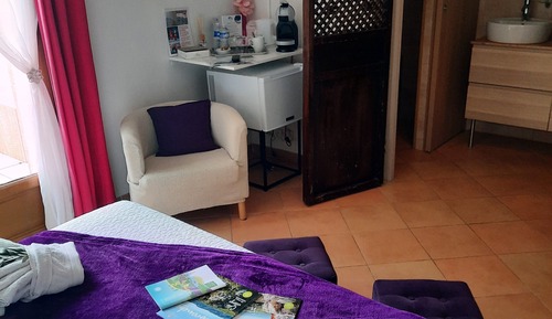 Romantisches Doppelzimmer, Gartenblick