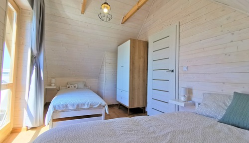 Deluxe-Ferienhütte (Marynarski Port)