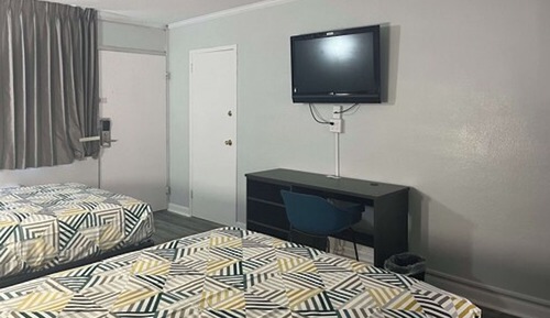 Standardzimmer, 2 Doppelbetten, Nichtraucher, Kühlschrank und Mikrowelle