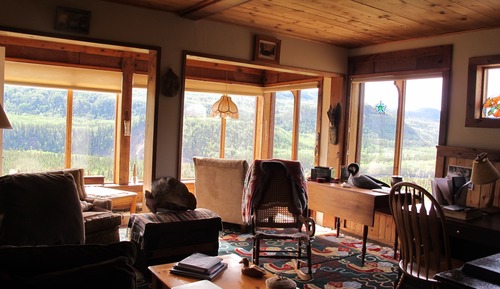 Basic-Doppel- oder -Zweibettzimmer, Gemeinschaftsbad, Bergblick