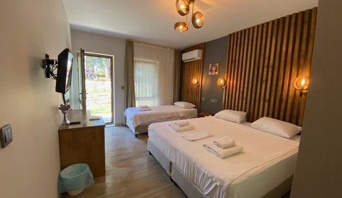 Standard-Dreibettzimmer