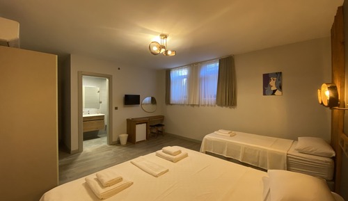 Bodrum Kat Uc Kisilik Oda