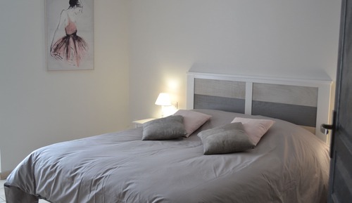 Doppelzimmer, mit Bad, Flussblick (Ile De Re)