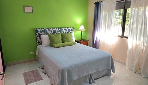 Superior-Haus, 3 Schlafzimmer, Gartenblick, Poolseite