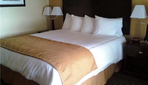 Classic-Zimmer, 1 King-Bett, Flussblick