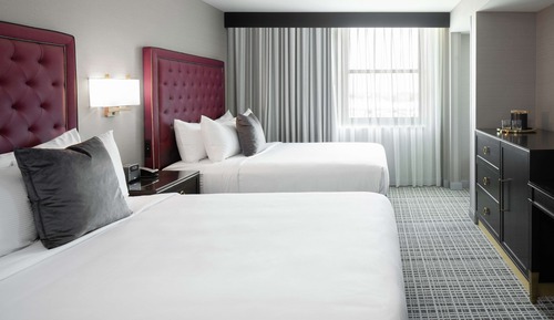 Zimmer, 2 Queen-Betten, barrierefrei (Roll-In Shower)