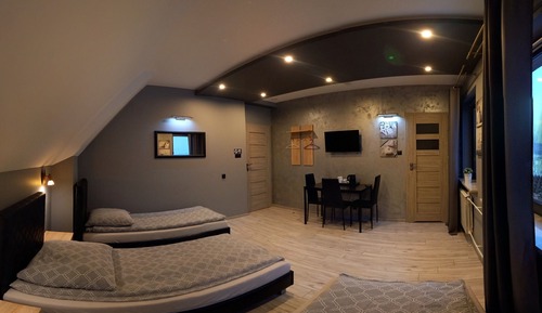 Dreibettzimmer, mit Bad, Gartenblick
