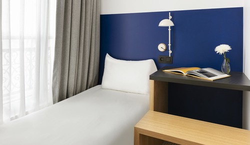 Dreibettzimmer (vue Bastille, no elevator)