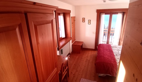 Standard-Doppelzimmer, Bergblick