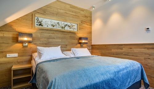 Standard-Doppel- oder -Zweibettzimmer