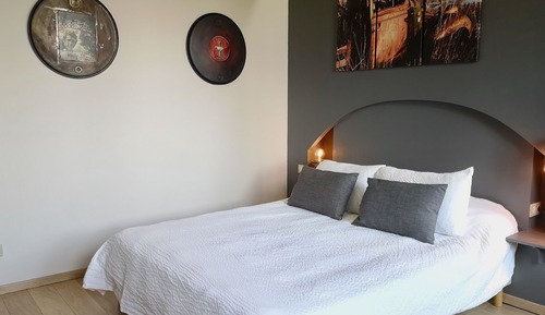 Superior-Doppelzimmer, eigenes Bad, Gartenblick (LA CABOTTE)