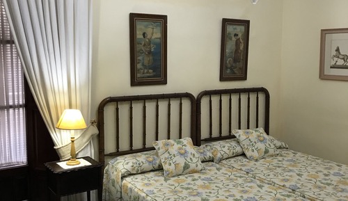 Doppel- oder Zweibettzimmer, Gartenblick