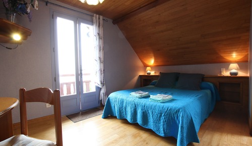 Doppelzimmer, Bergblick (Jaune)