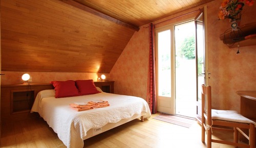 Doppelzimmer, Bergblick (Ocre)