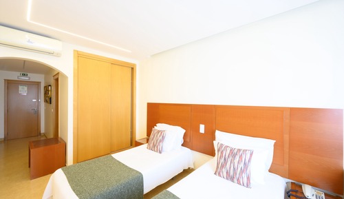 Zweibettzimmer