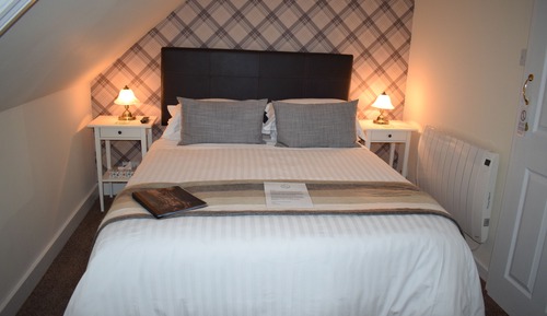 Standard-Doppelzimmer, mit Bad, Seeblick