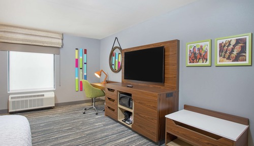 Zimmer, 1 King-Bett, barrierefrei (Hearing)