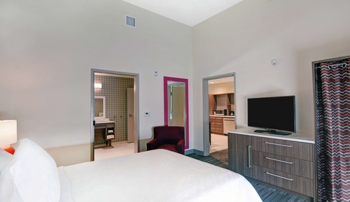 Suite, 1 Queen-Bett, barrierefrei, Badewanne (Mobility & Hearing)