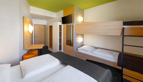 Vierbettzimmer